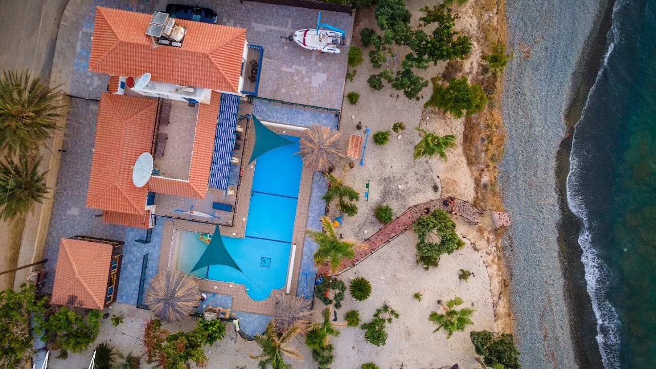 Astrofegia Beach Villa