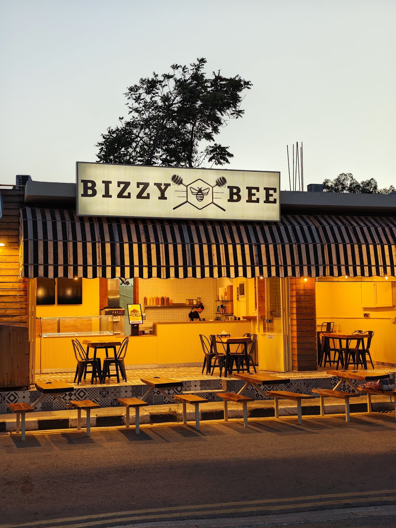 Bizzy Bee