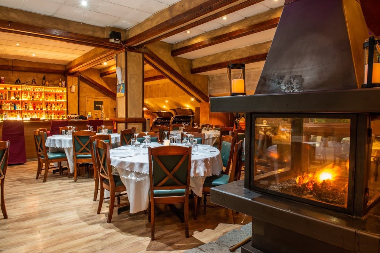 Crysocava Wine Restaurant