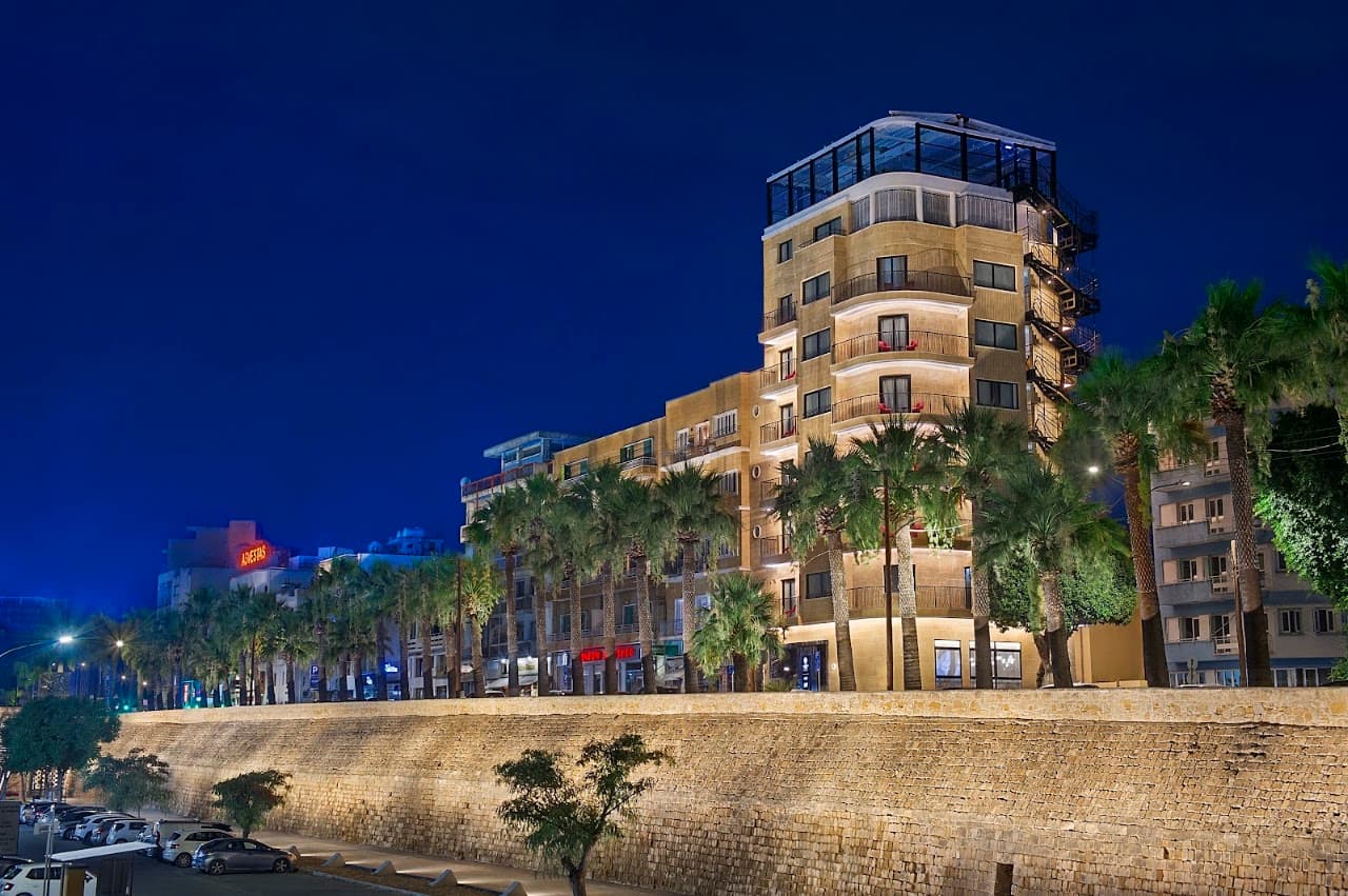 Gate22 Boutique Hotel